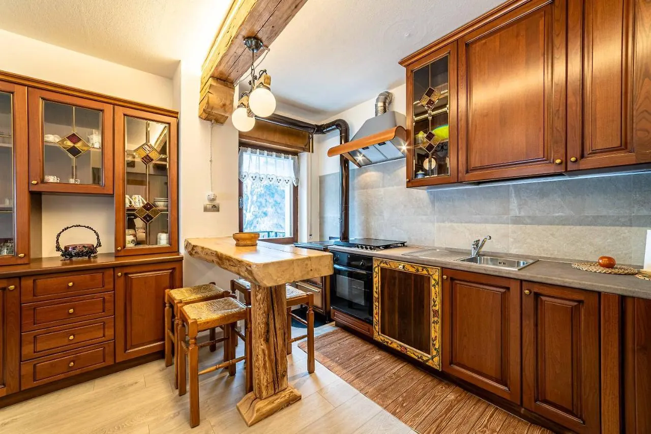 Casa Manu Apartment Alleghe Italy