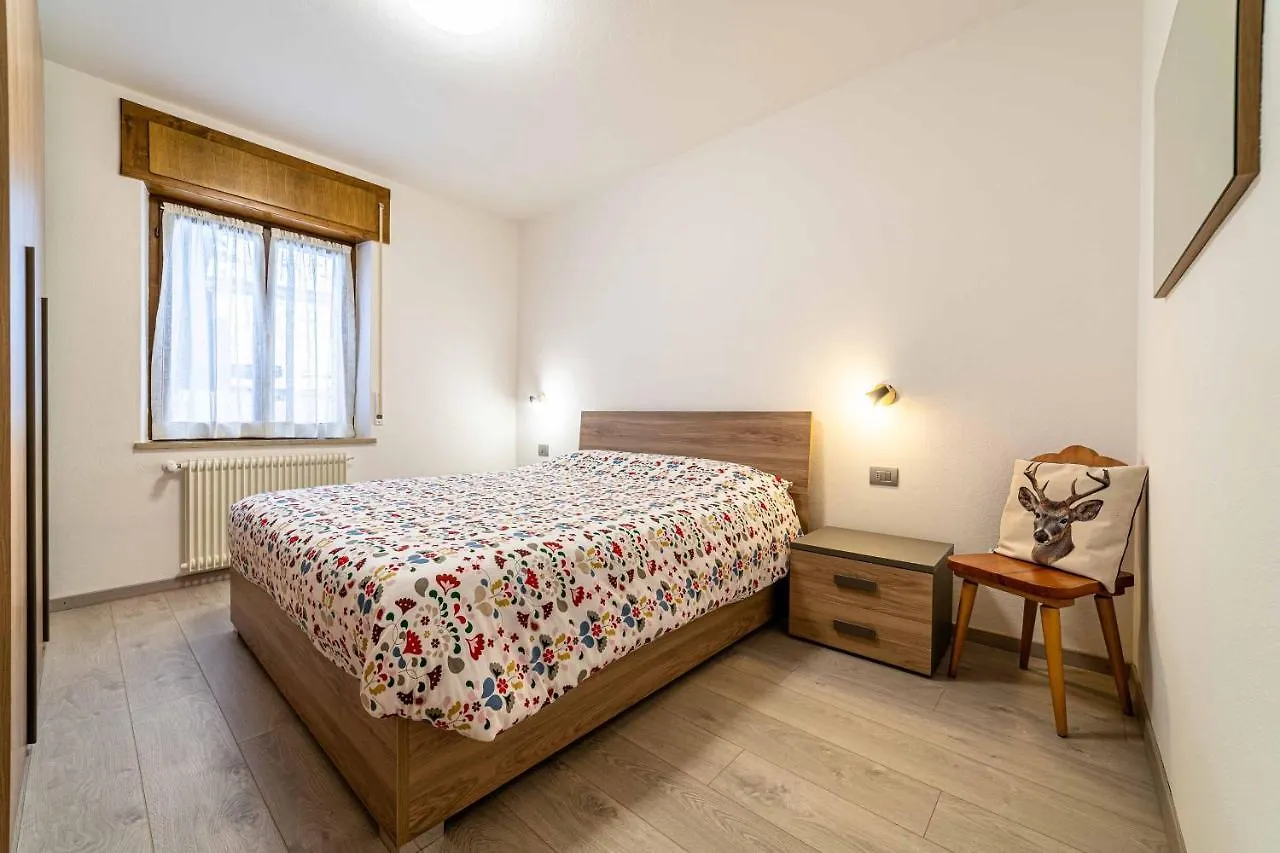 Casa Manu Apartment Alleghe Italy